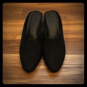 Little slip on heels 💕